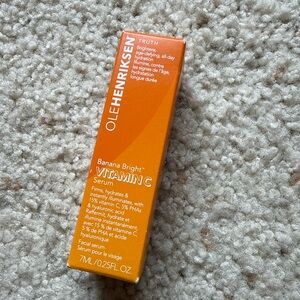 Ole Henriksen Banana Bright™ Vitamin C Serum – NEW – 7 ml Sample